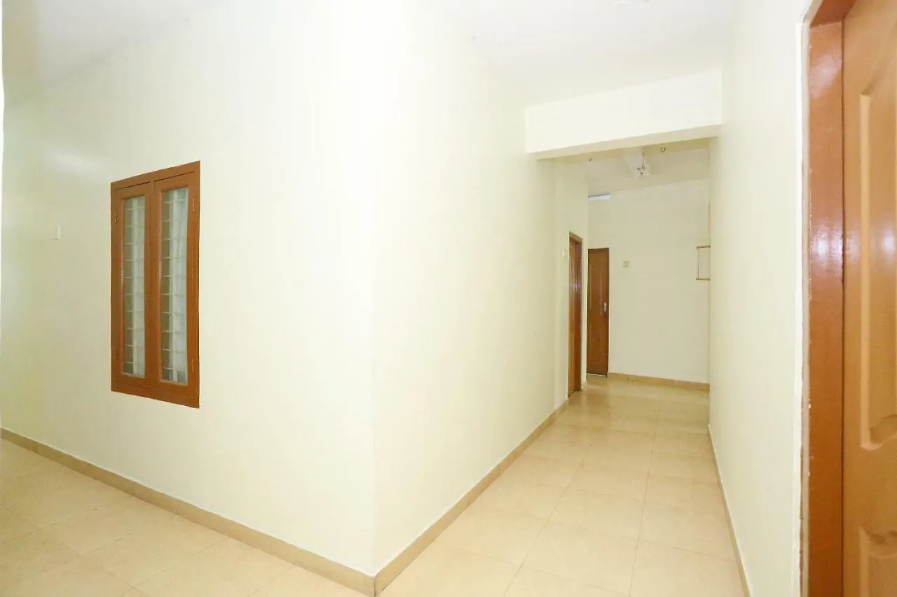 Oyo 39853 Manna Residency Hotel Kochi