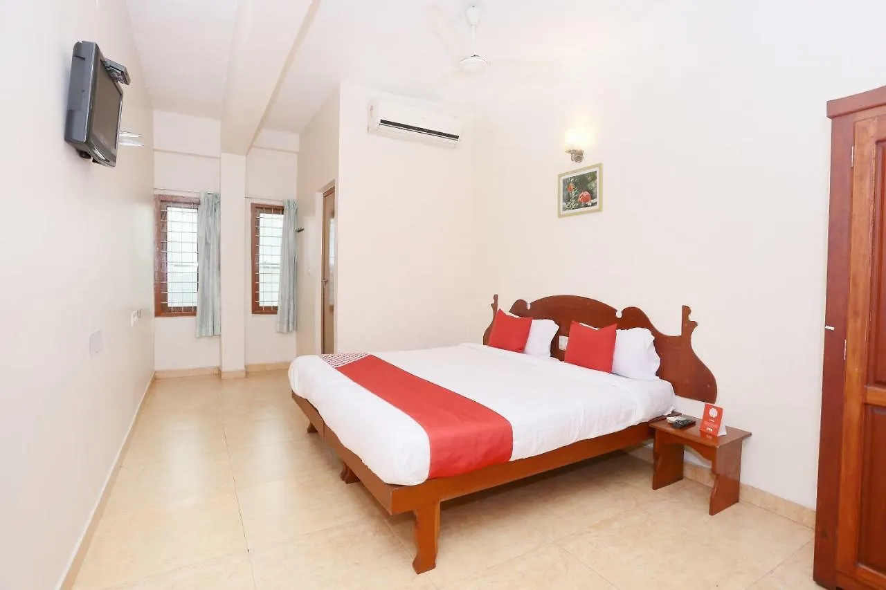 ***  Oyo 39853 Manna Residency Hotel Kochi India