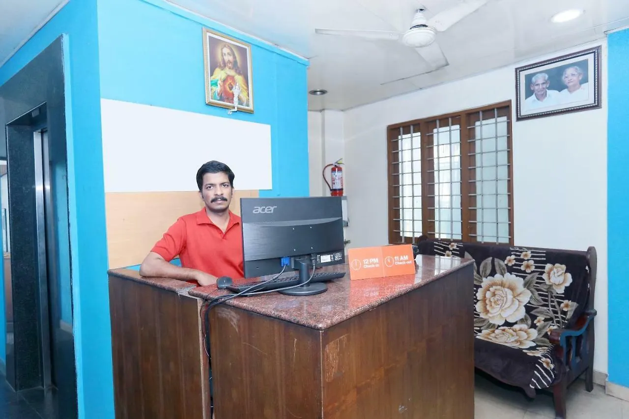 Oyo 39853 Manna Residency Hotel Kochi India