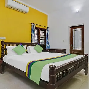 Hotel Treebo Backpackers, Kochi