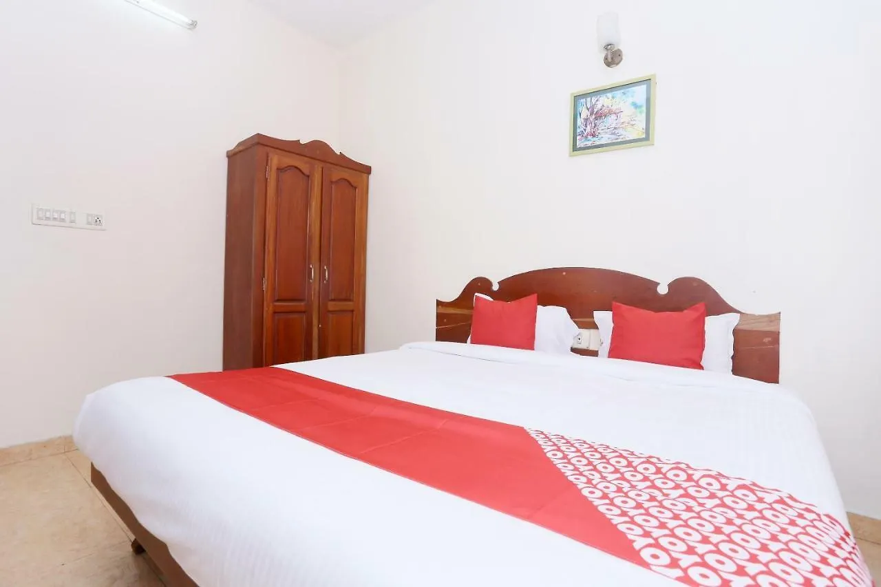 Oyo 39853 Manna Residency Hotel Kochi 3*,  India