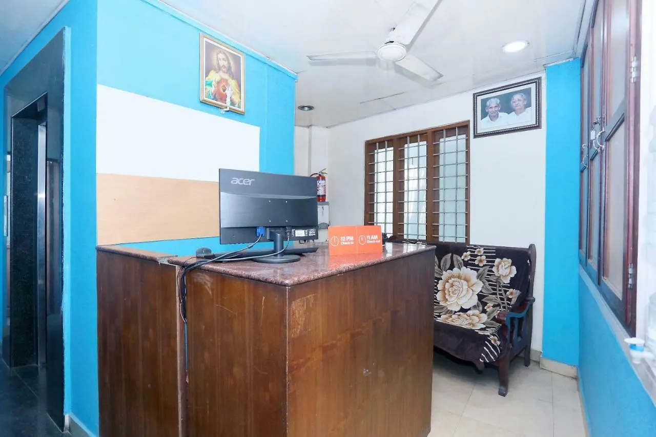 Oyo 39853 Manna Residency Hotel Kochi