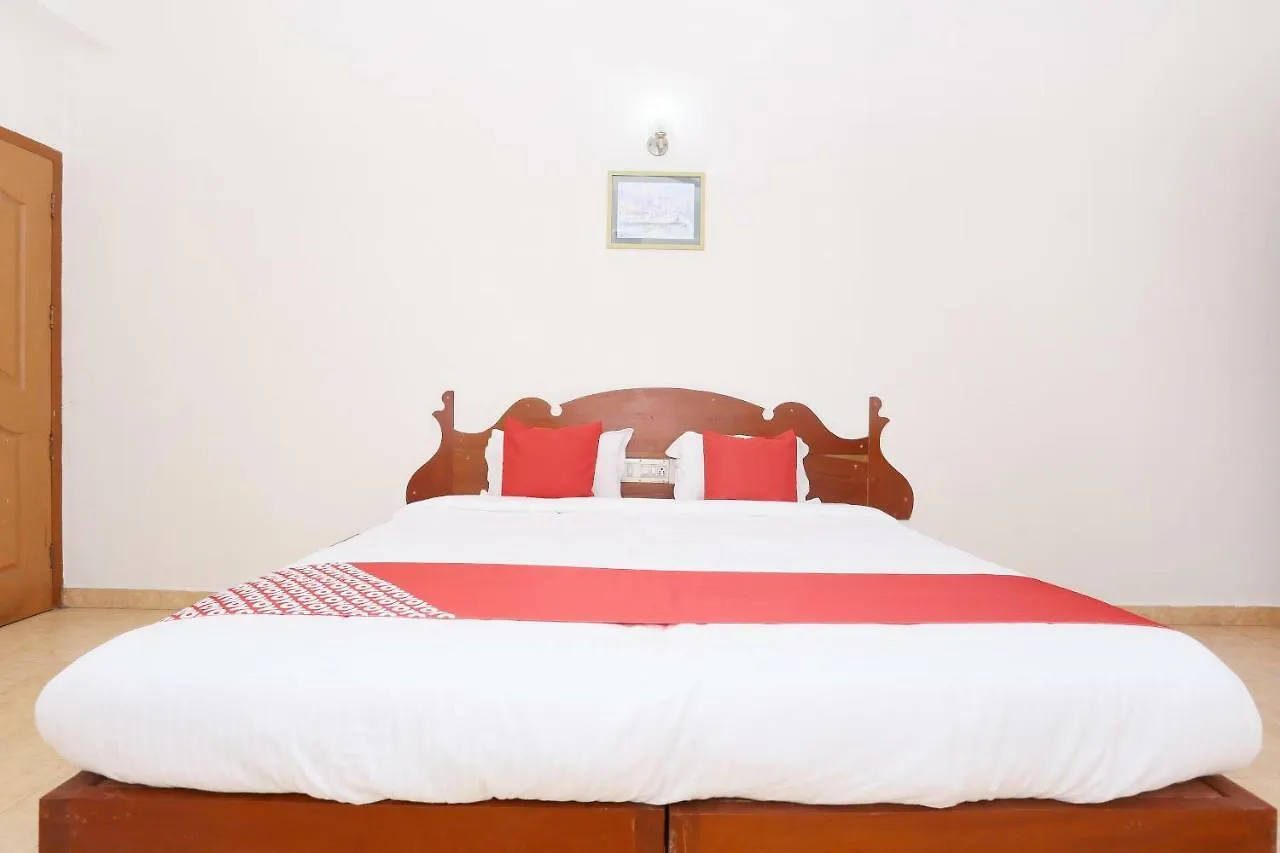 ***  Oyo 39853 Manna Residency Hotel Kochi India