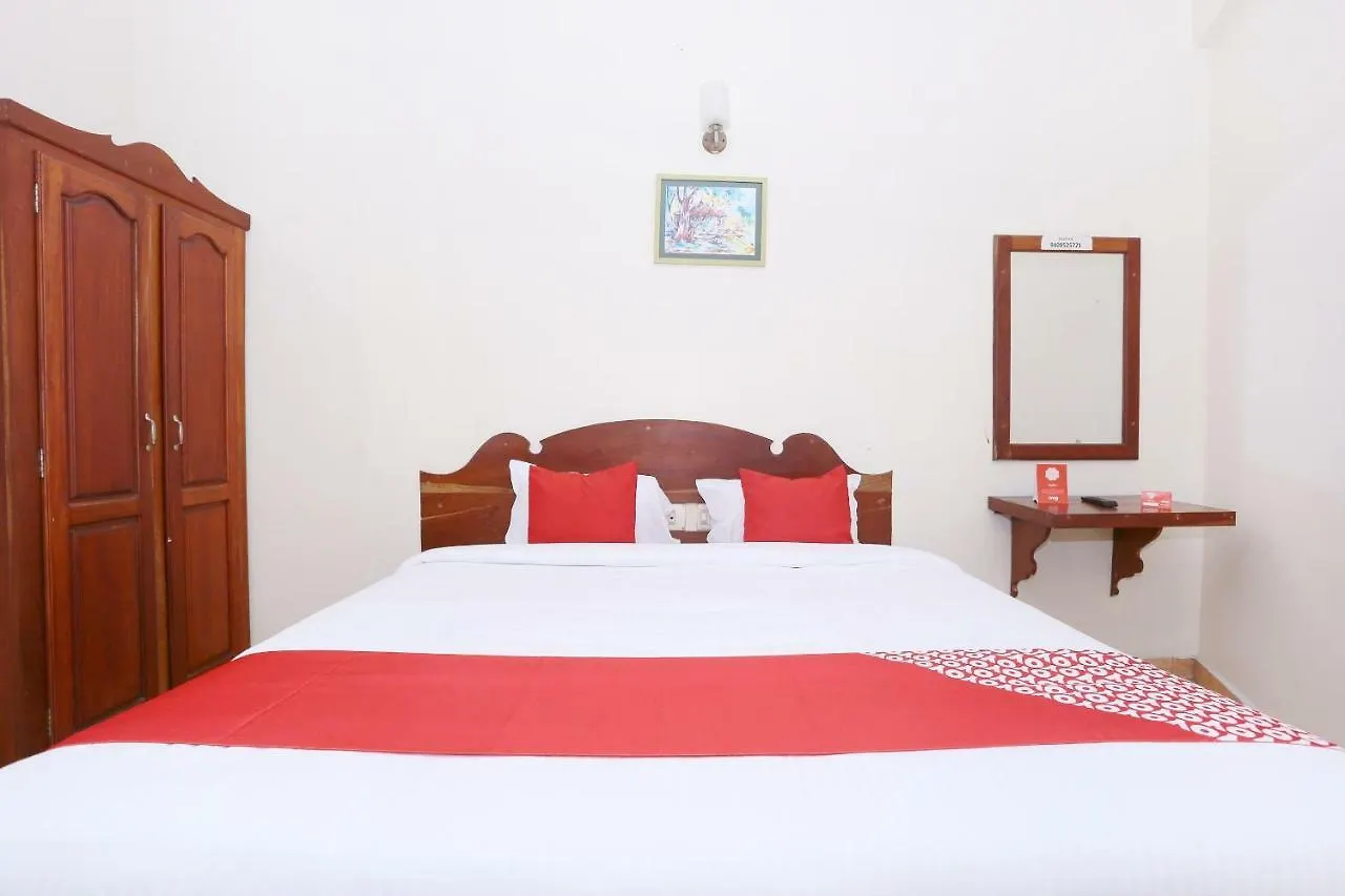 Oyo 39853 Manna Residency Hotel Kochi